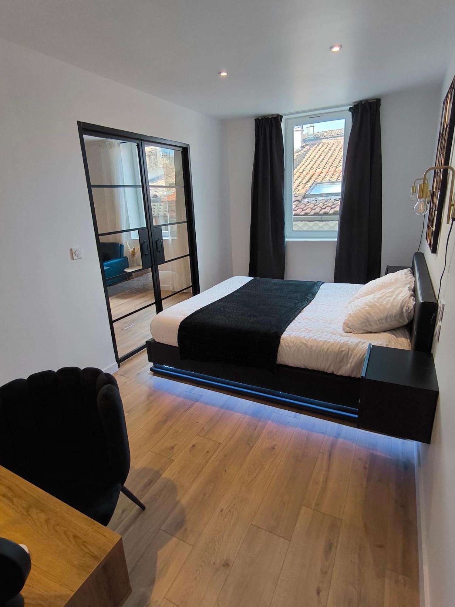 Sublime T2 En Plein Centre Climatise Apartman Montélimar Kültér fotó