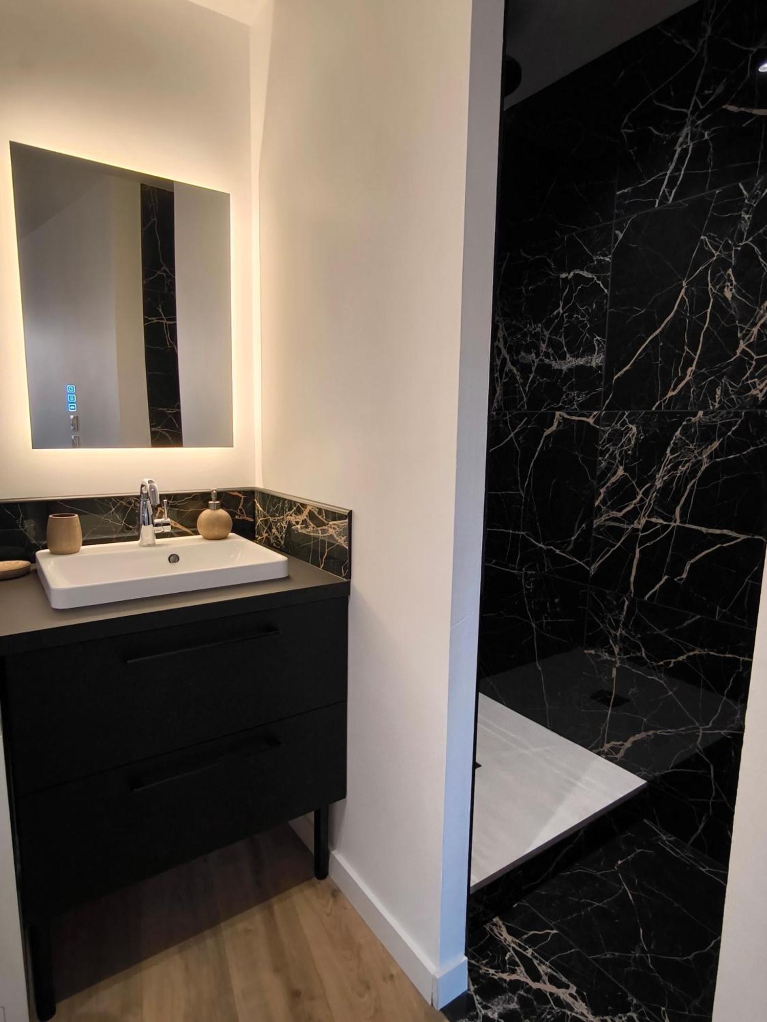 Sublime T2 En Plein Centre Climatise Apartman Montélimar Kültér fotó