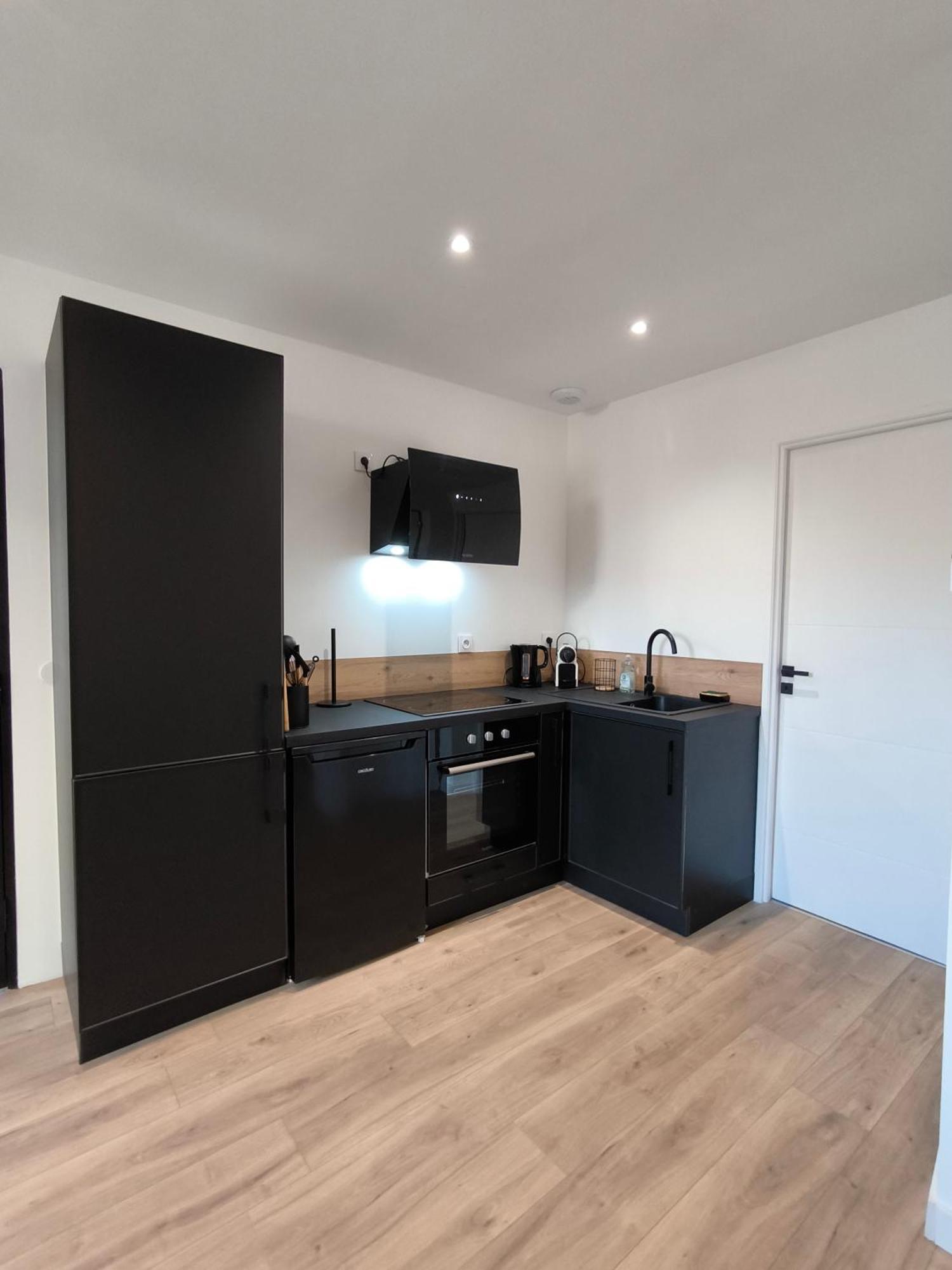 Sublime T2 En Plein Centre Climatise Apartman Montélimar Kültér fotó